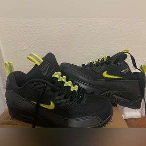 THE BASEMENT X AIR MAX 90 'MANCHESTER
